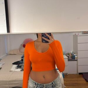 SHEIN Bright Orange Long Sleeve Crop Top